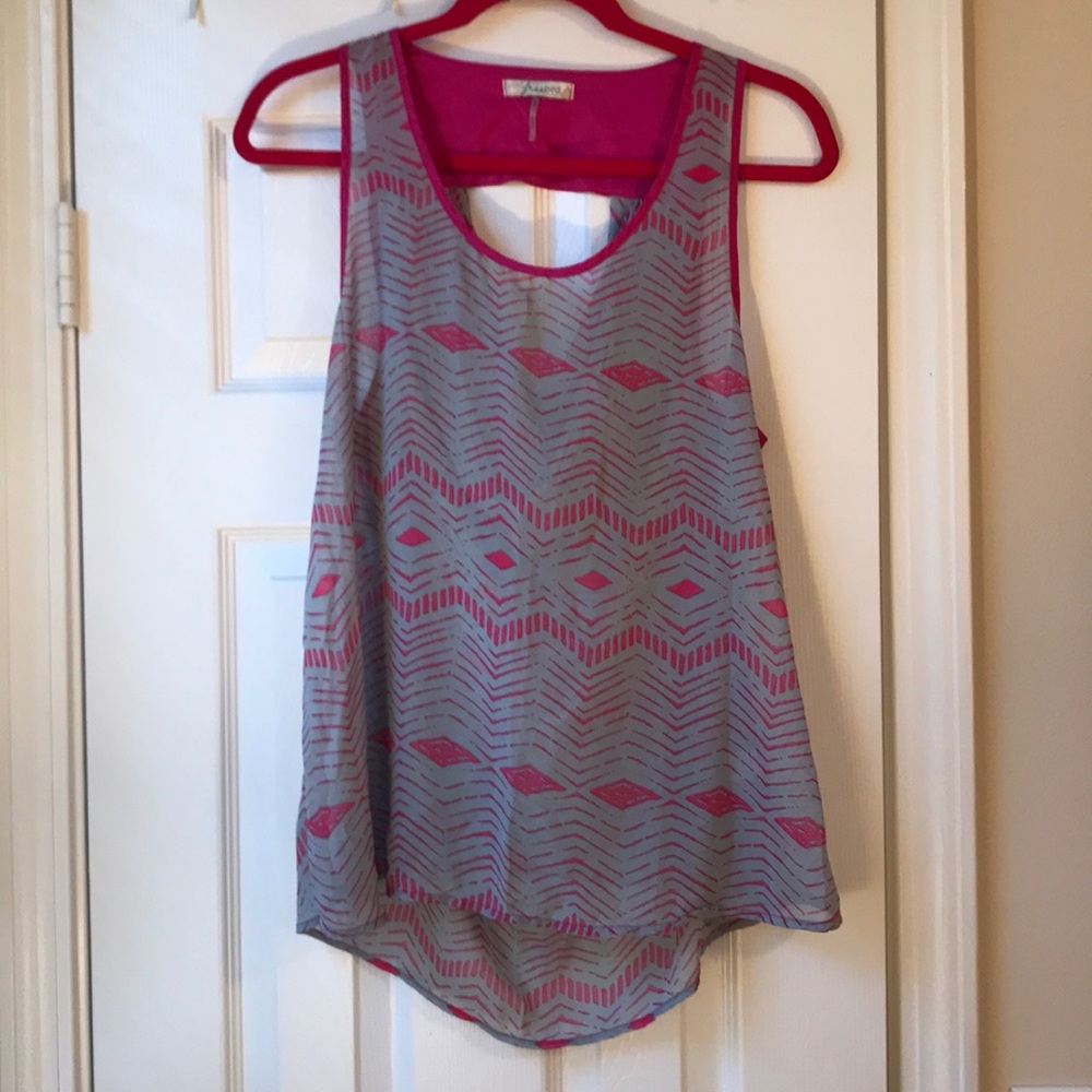 Free bird sleeveless blouse